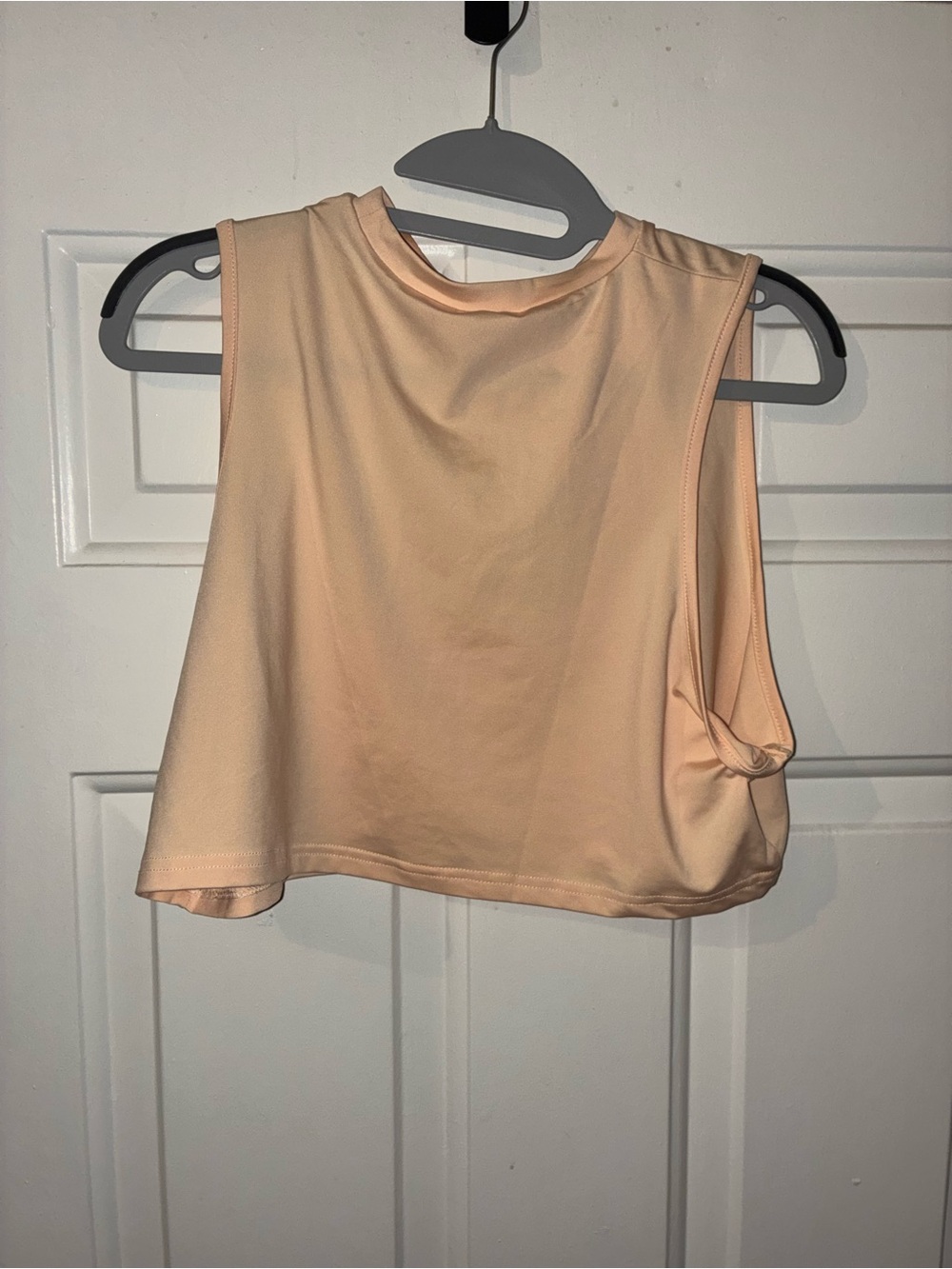 Women’s Sleeveless Cropped Tank Top - Peach set